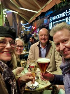 Drink med Maria och Magnus René, chinchin! Foto Maria Unde Westerberg